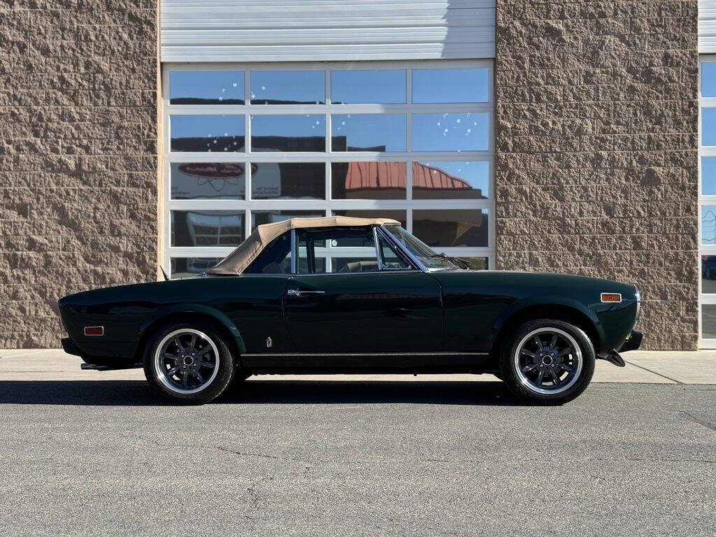 1976 FIAT 124 Sport Spider CS 3