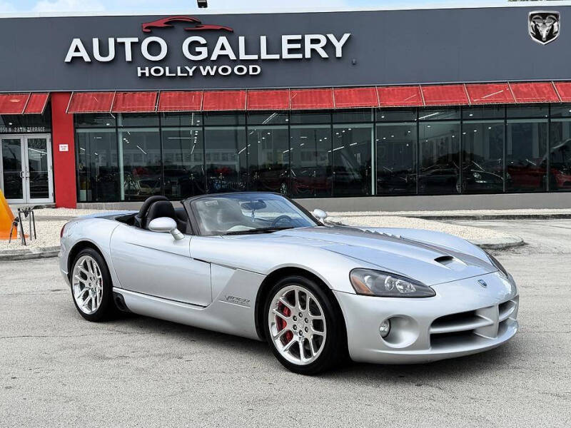 2004 Dodge Viper SRT-10