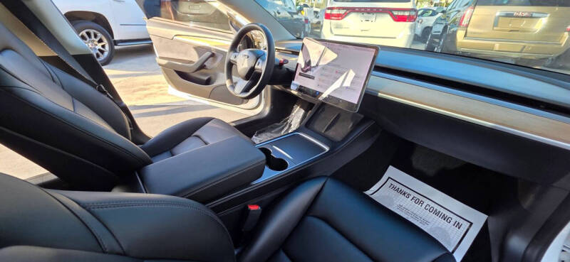 2021 Tesla Model 3 Standard Range Plus