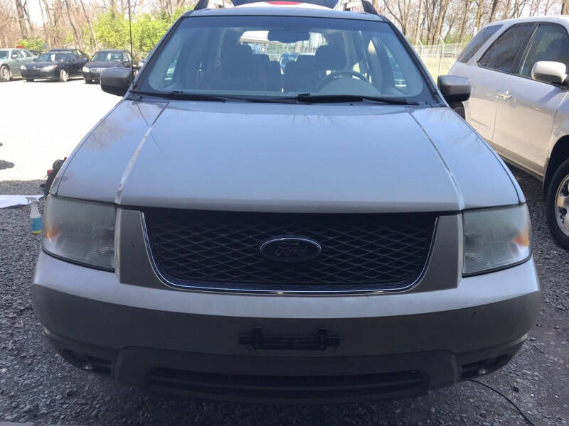 2005 Ford Freestyle for sale at Noble PreOwned Auto Sales in Martinsburg WV