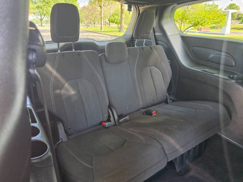 2021 Chrysler Pacifica Touring