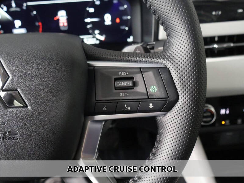 2026 Mitsubishi Outlander SE