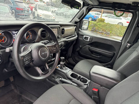 2020 Jeep Gladiator Sport