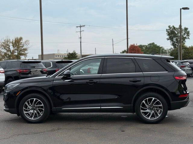 2022 Lincoln Corsair Standard