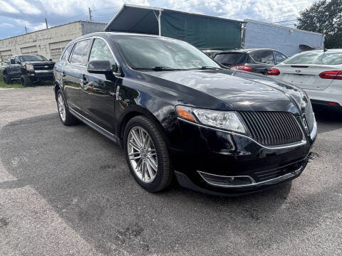 2015 Lincoln MKT