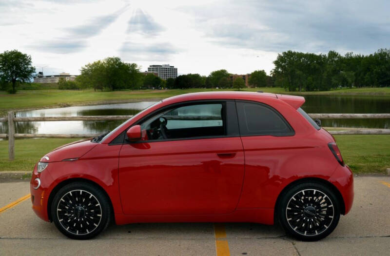 2024 FIAT 500e
