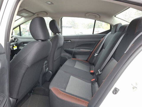 2025 Nissan Versa SR