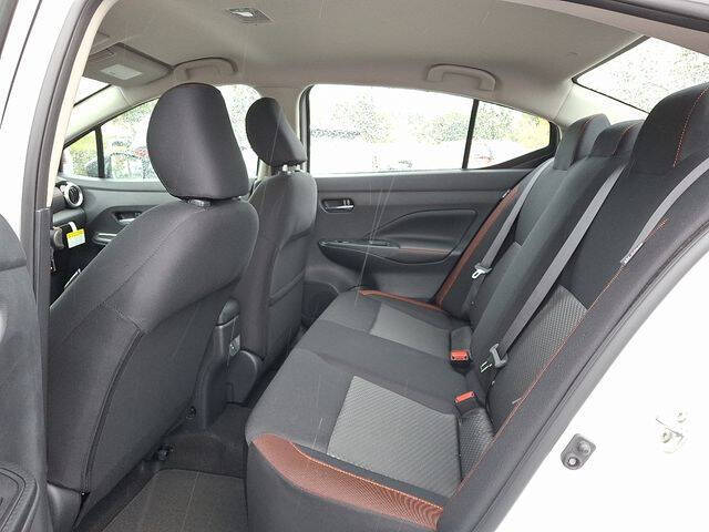 2025 Nissan Versa SR