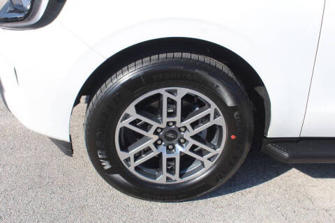 2026 Ford Expedition Active