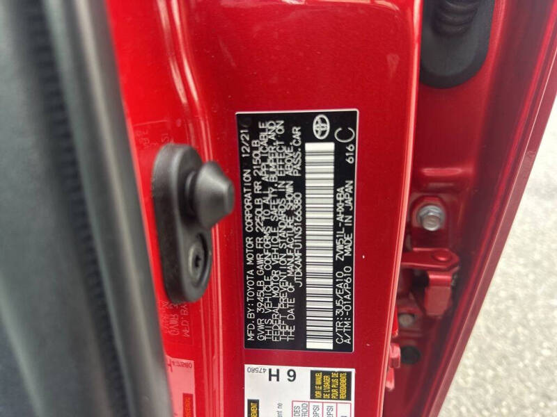 2022 Toyota Prius XLE