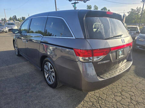 2015 Honda Odyssey Touring
