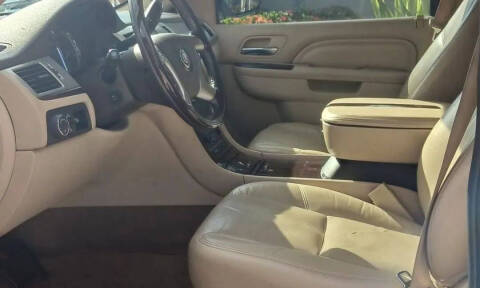 2011 Cadillac Escalade ESV Premium