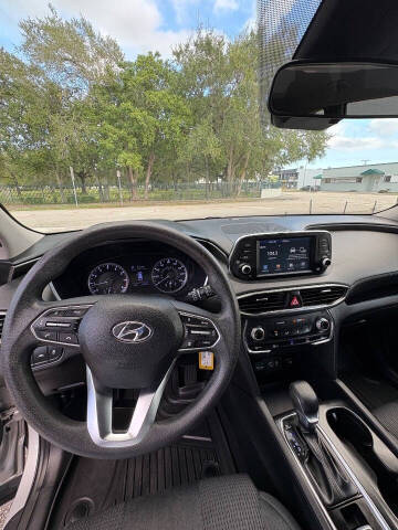 2019 Hyundai Santa Fe SE 2.4L