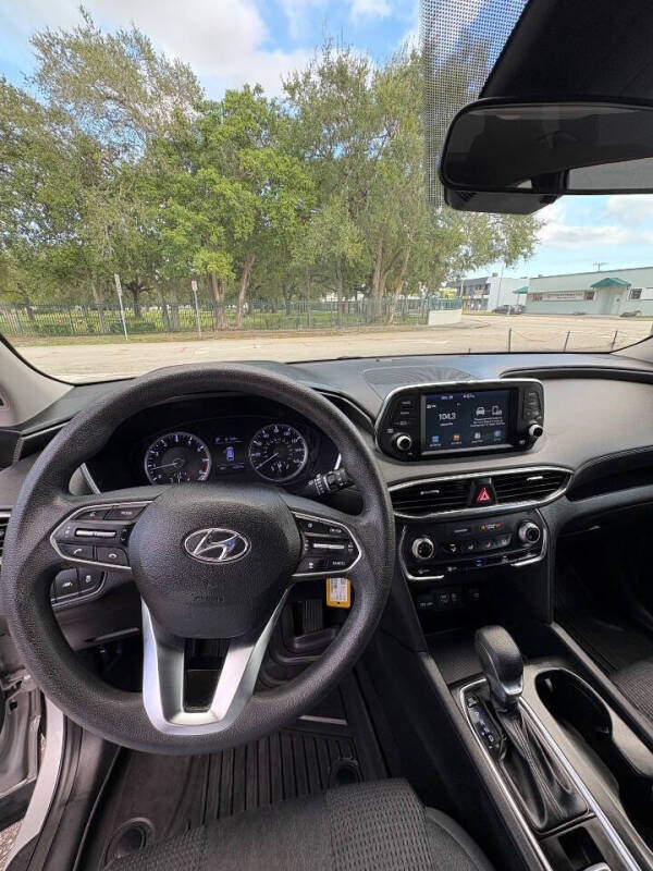 2019 Hyundai Santa Fe SE 2.4L