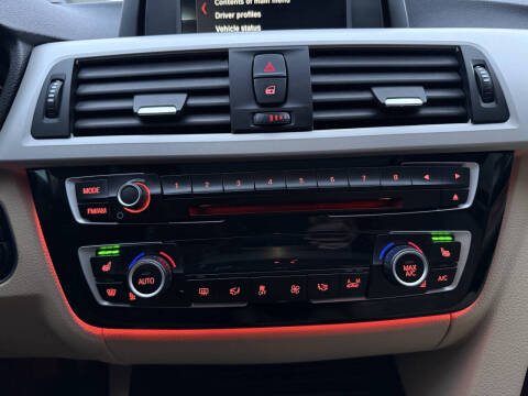 2018 BMW 3 Series 320i xDrive