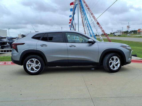 2025 Chevrolet Trax LS