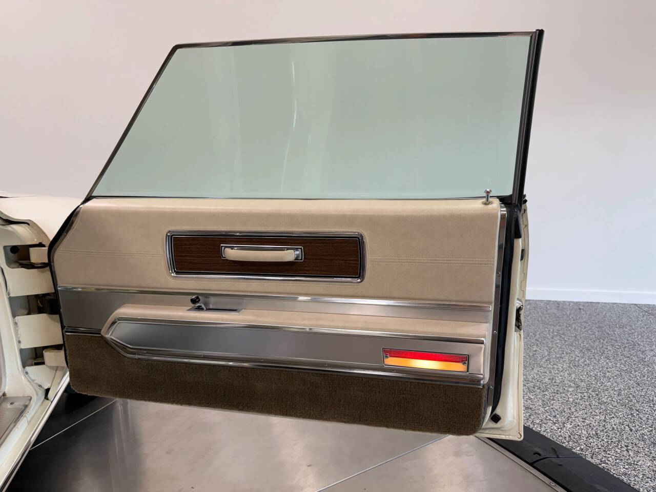 1967 Ford Thunderbird 46