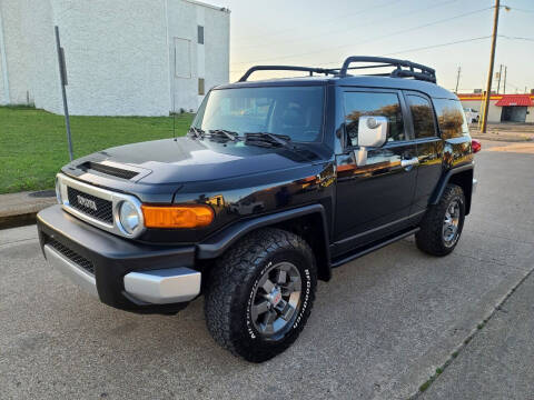 2007 Toyota FJ Cruiser for sale at DFW Autohaus in Dallas TX