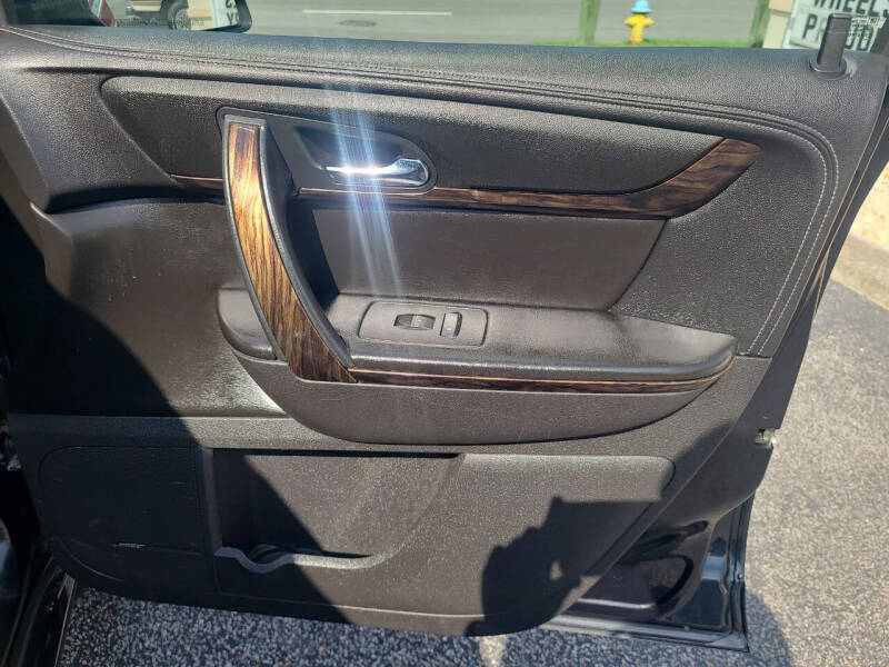 2013 GMC Acadia Denali