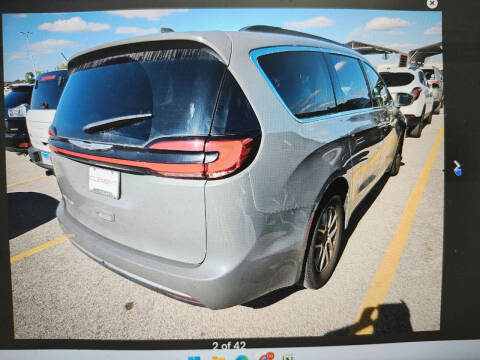 2022 Chrysler Pacifica Touring L