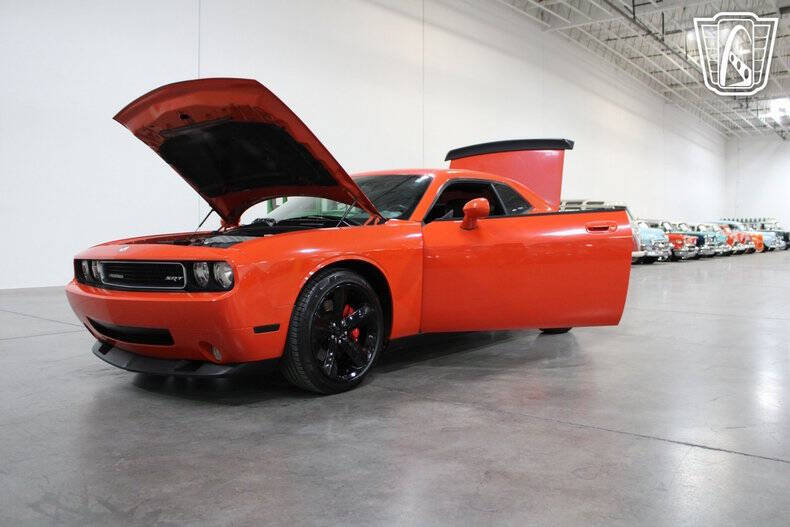 2009 Dodge Challenger SRT8