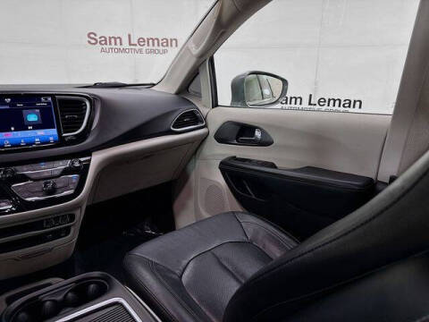 2022 Chrysler Pacifica Touring L