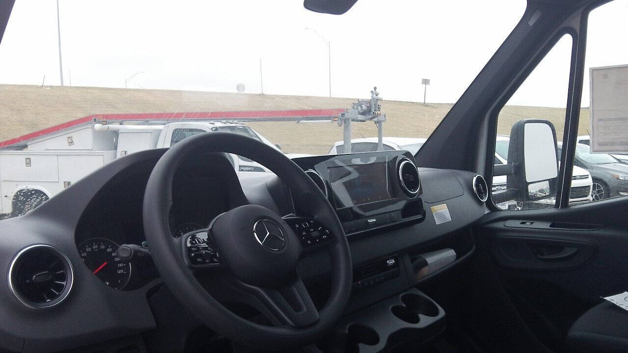 2019 Mercedes-Benz Sprinter Cab Chassis