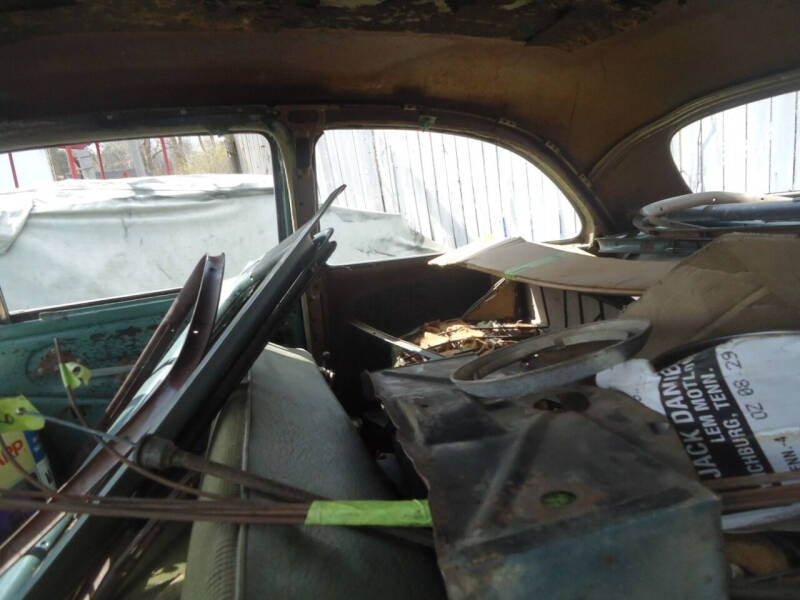 1951 Ford Super Deluxe