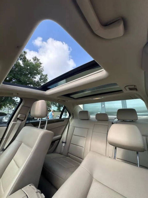 2010 Mercedes-Benz E-Class