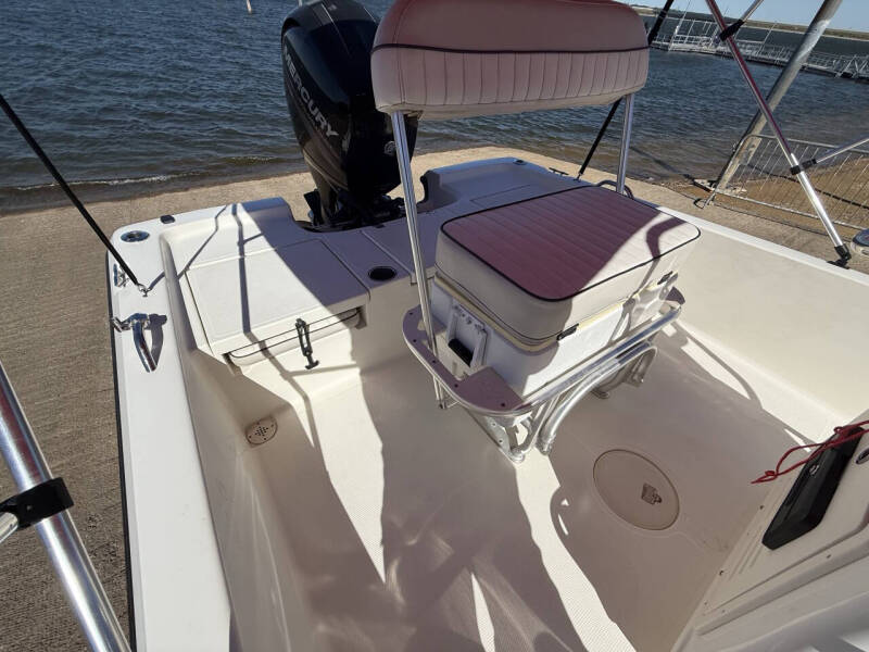 2015 Mako 19 CPX