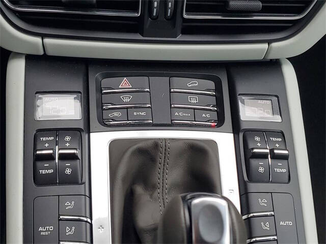 2020 Porsche Macan S