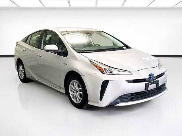 2022 Toyota Prius LE