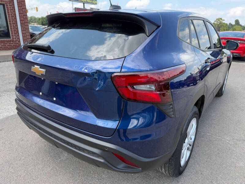 2024 Chevrolet Trax LS