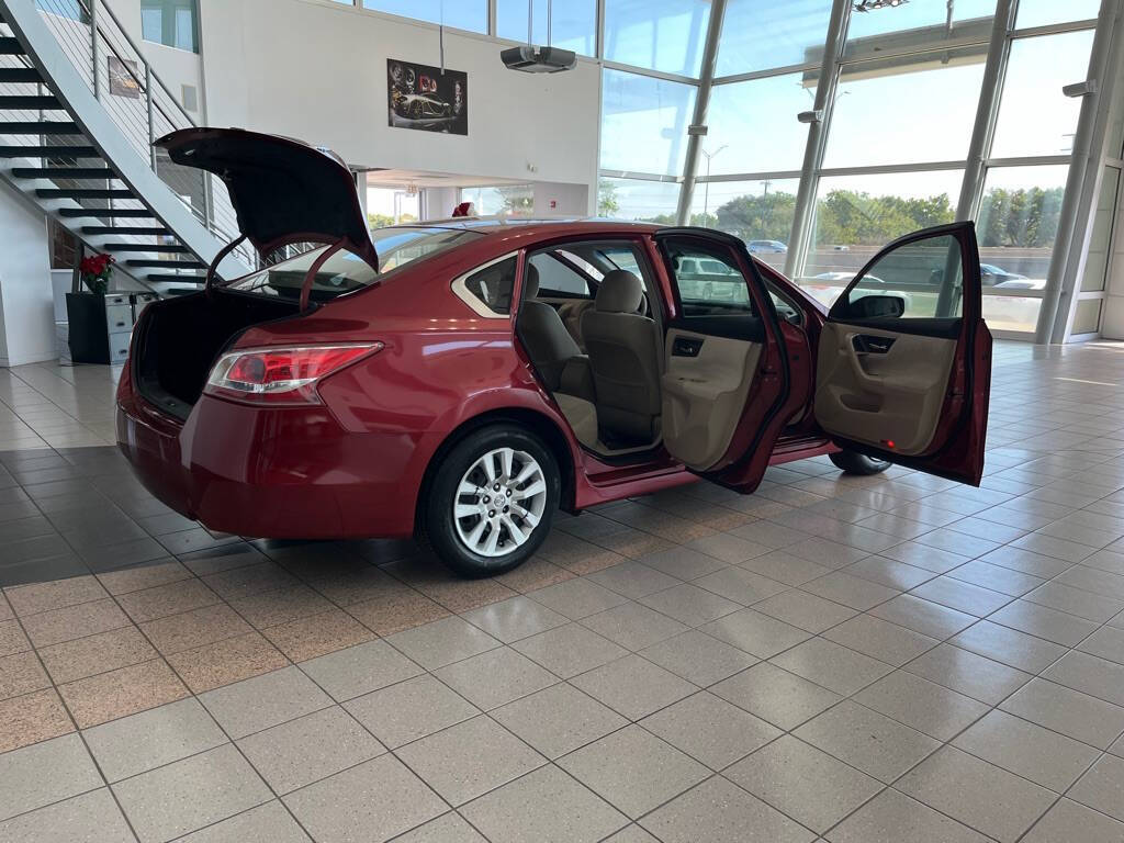 2013 Nissan Altima for sale at Auto Haus Imports in Grand Prairie, TX