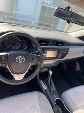 2016 Toyota Corolla LE