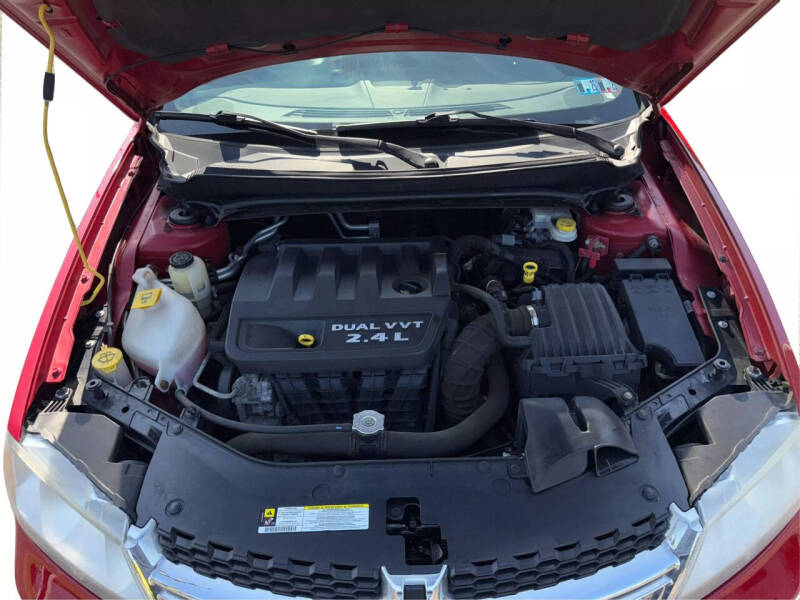 2013 Dodge Avenger SE