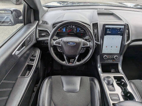 2022 Ford Edge ST