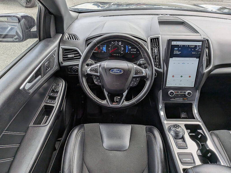 2022 Ford Edge ST
