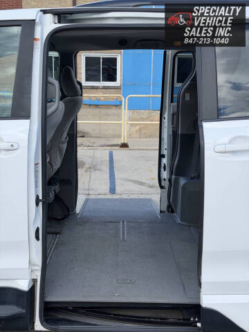 2017 Toyota Sienna LE Mobility 7-Passenger