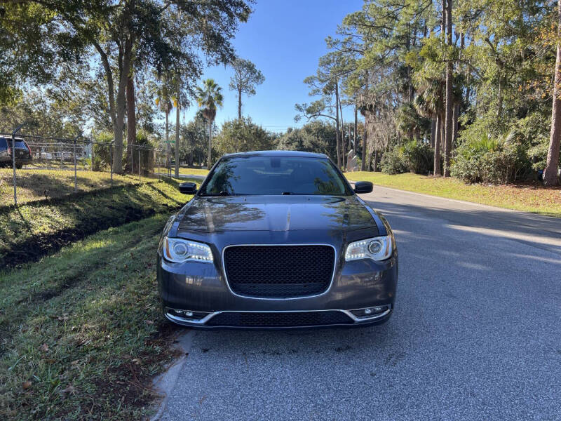 2015 Chrysler 300 Limited