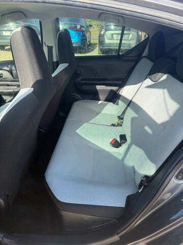 2017 Toyota Prius c Two