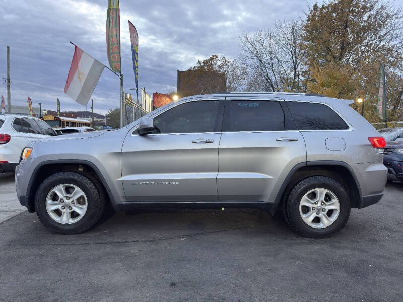 2016 Jeep Grand Cherokee Laredo