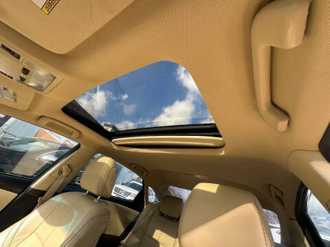 2013 Toyota Avalon Hybrid XLE Touring