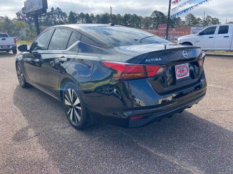 2022 Nissan Altima 2.5 SV