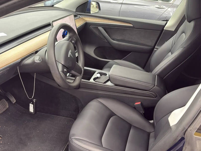2024 Tesla Model Y Long Range