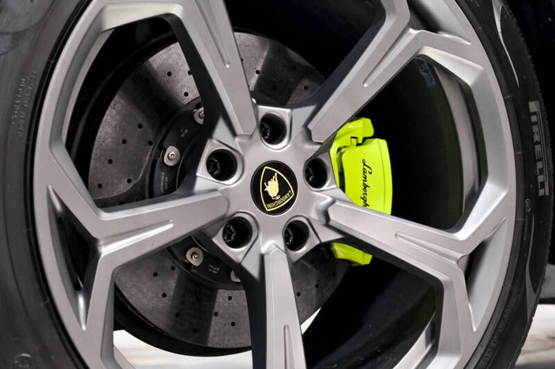 2020 Lamborghini Urus