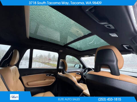 2016 Volvo XC90 T6 Momentum