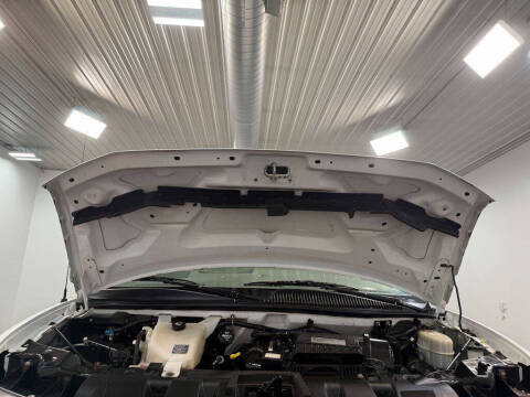 2017 GMC Savana 2500