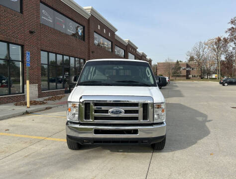 2014 Ford E-Series E-350 SD XL