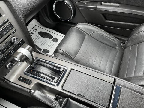 2010 Ford Mustang V6